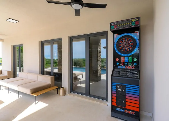 San Sebastian * Buje